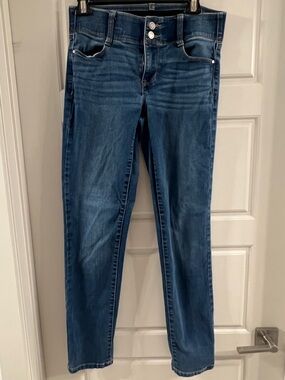 Nine West Slim Straight Jeans | Size 4 | Medium Wash